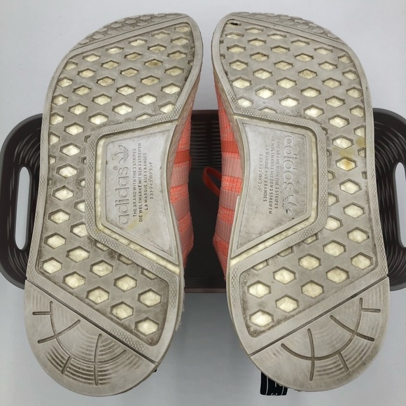 Adidas Women’s NMD R1 Runner Sun Glo White Peach - Picture 10 of 12